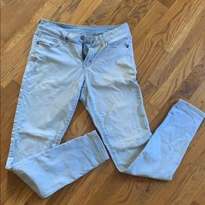 Light washed denim skinny jeans